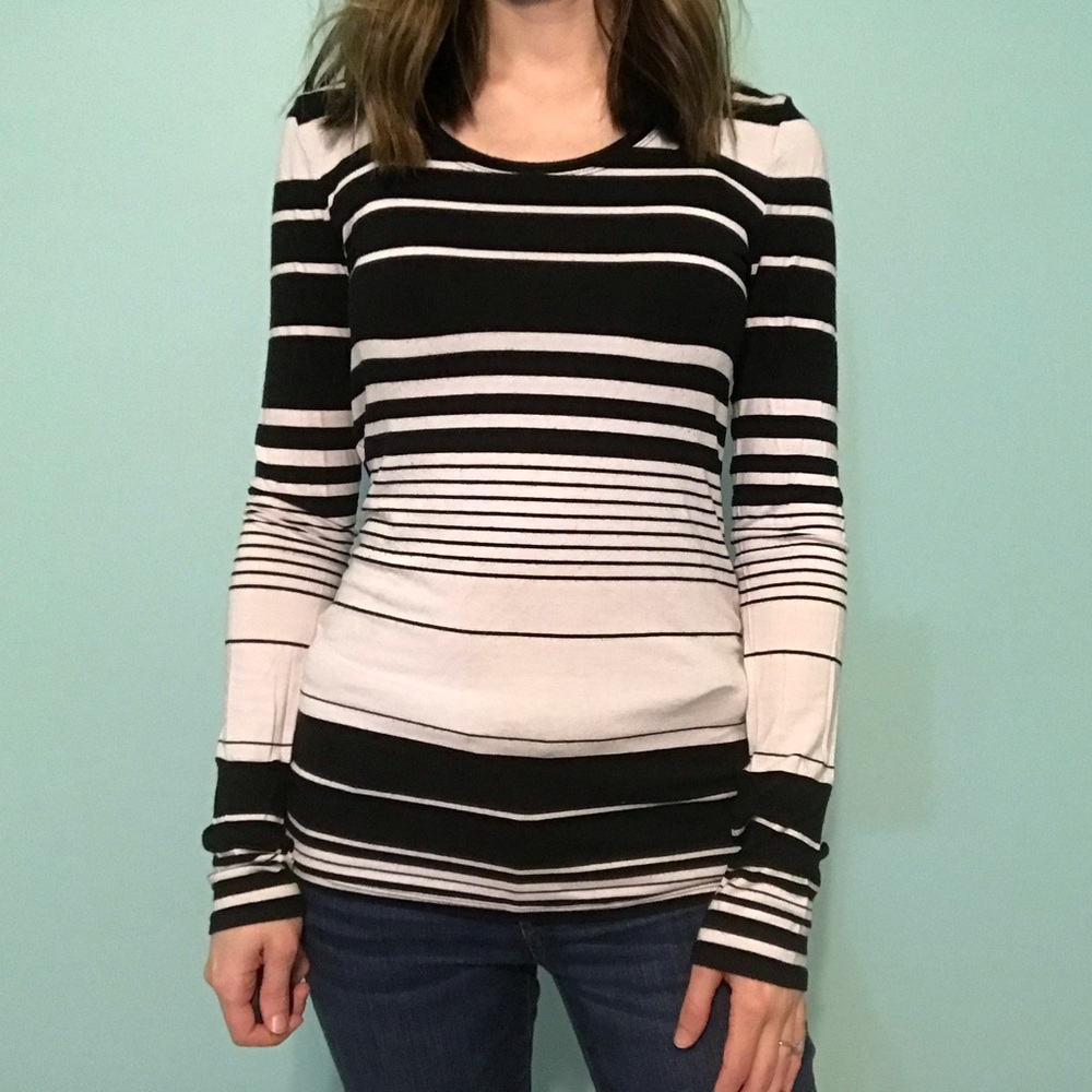 **3/$15** BCBG Max Azria Black and White Striped Long Sleeve Tee